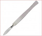 Скальпель остроконечный средний 150 мм